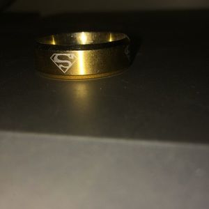 Superman ring